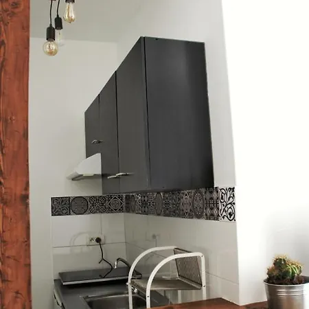 La Fontaine - Ecusson Apartment *